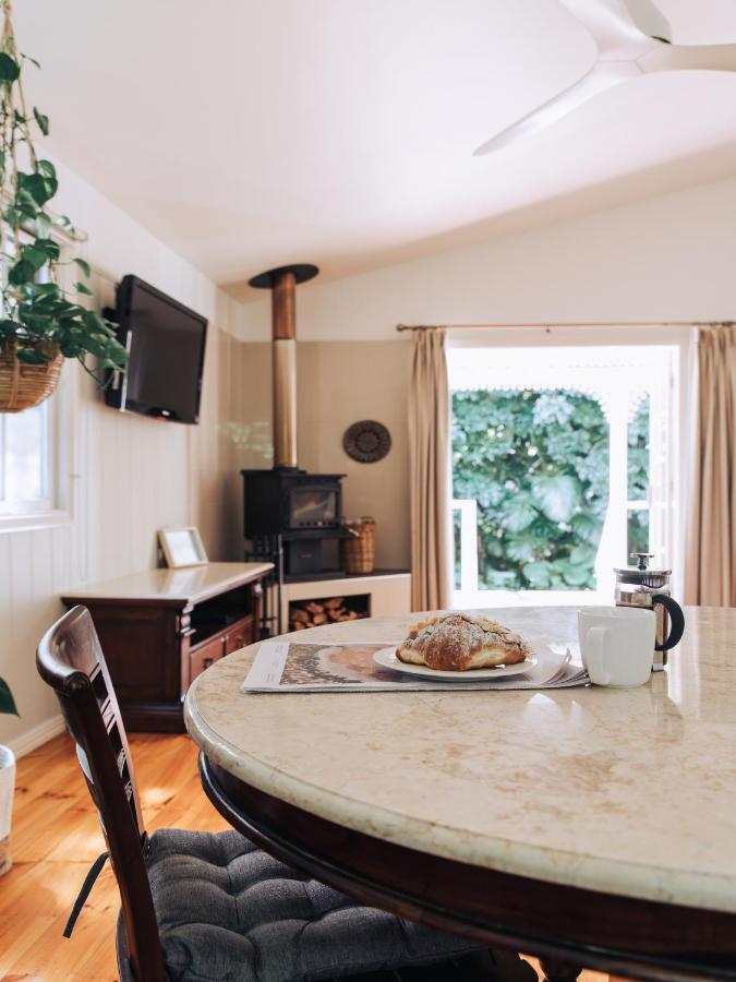 Romantic Cottage, Tamborine Mountain المظهر الخارجي الصورة